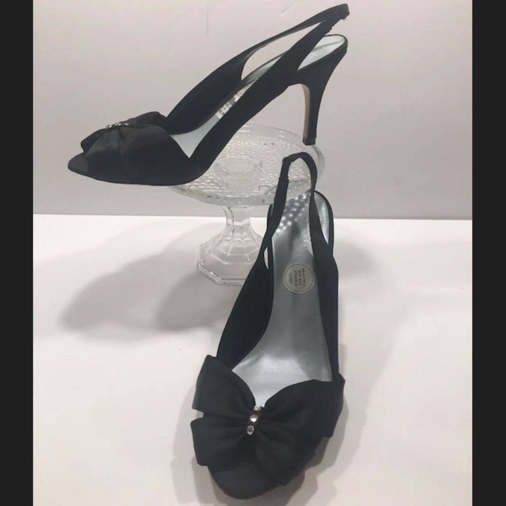 Unforgettable Moments By Lela Rose Sling Back